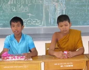 บวชเรียน ทางเลือกที่อยากจะมีชีวิตที่ดีกว่านี้